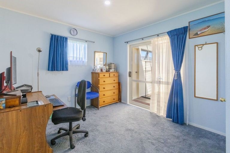 Photo of property in 106a Latham Street, Marewa, Napier, 4110