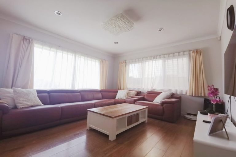 Photo of property in 4 Urney Drive, Flat Bush, Auckland, 2019