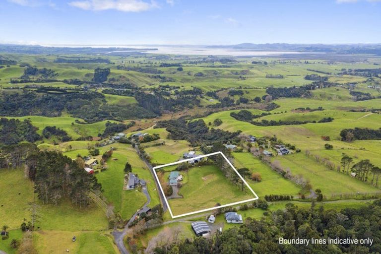 Photo of property in 36a Goudie Road, Helensville, 0875
