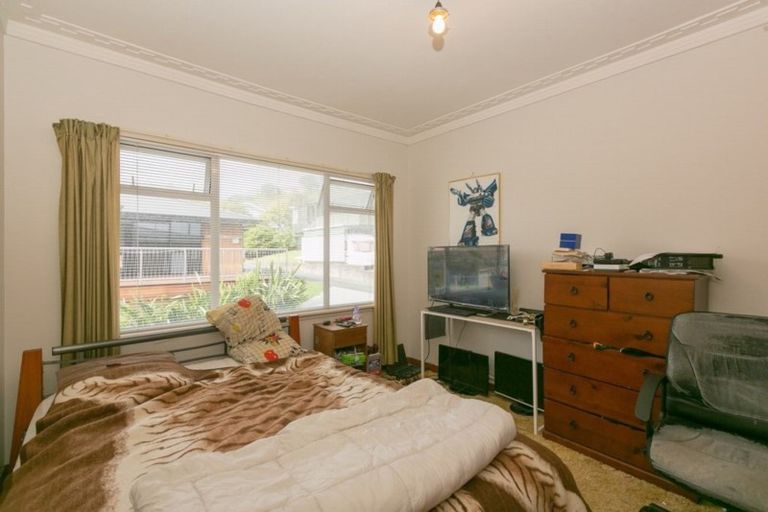 Photo of property in 69 South Road, Blagdon, New Plymouth, 4310