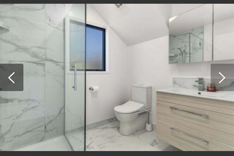 Photo of property in 2/137 View Road, Sunnyvale, Auckland, 0612