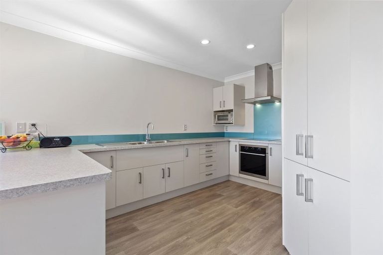 Photo of property in 21 Stephens Place, Hairini, Tauranga, 3112