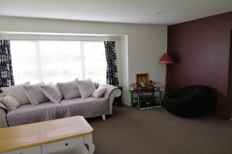 Photo of property in 187 Sturges Road, Henderson, Auckland, 0612