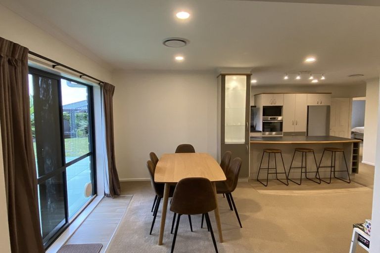 Photo of property in 7 Wroxton Place, Waiuku, 2123