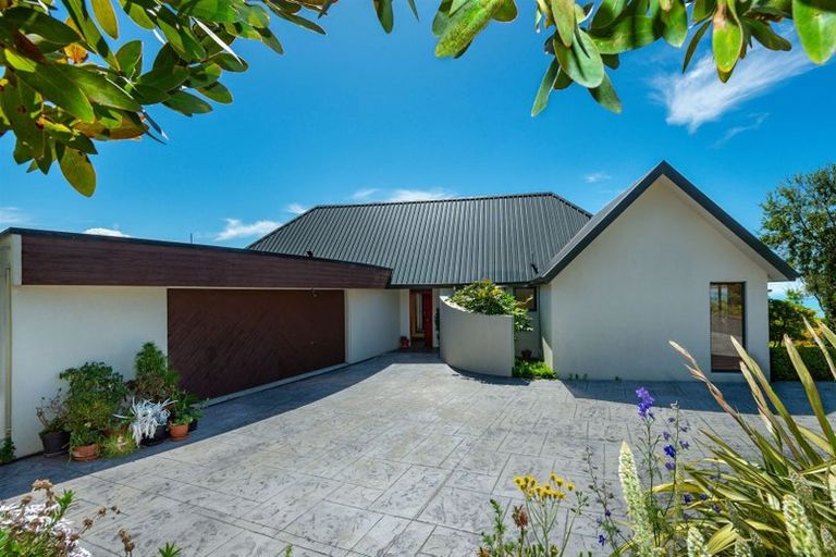 Photo of property in 6 Kaikoura View, Mount Pleasant, Christchurch, 8081