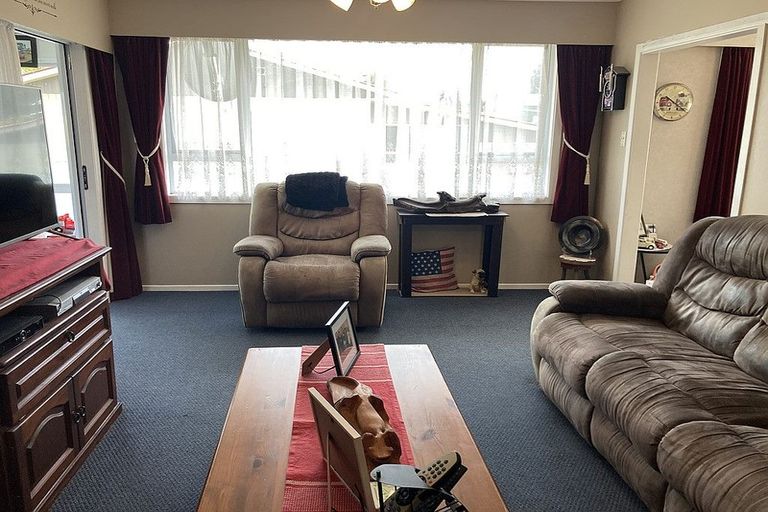 Photo of property in 44 Oberon Street, Stratford, 4332