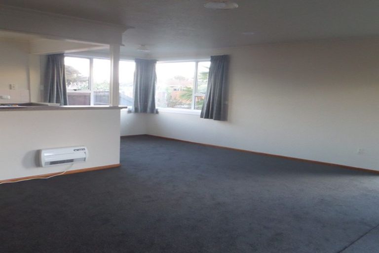 Photo of property in 10 Thurso Place, New Brighton, Christchurch, 8083