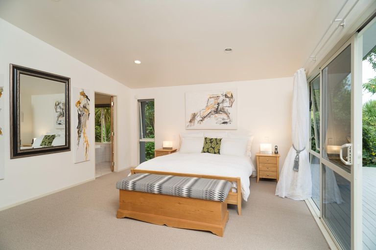 Photo of property in 186 Landing Road, Kerikeri, 0230