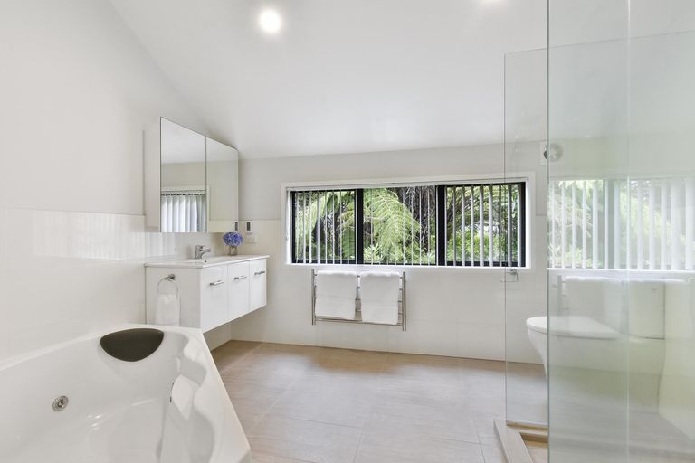 Photo of property in 6 Freelance Terrace, Pahurehure, Papakura, 2113