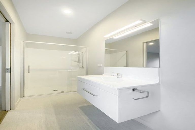 Photo of property in 2/22 Pascal Street, Palmerston North, 4410