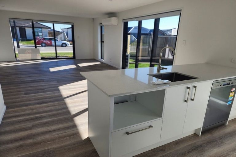 Photo of property in 46 Crossley Avenue, Woodend, 7610