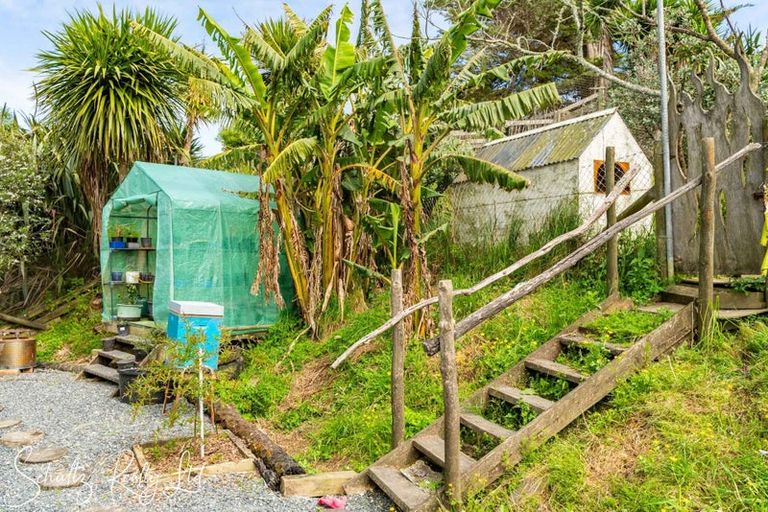 Photo of property in 227 Porter Road, Paparoa, 0571