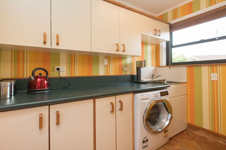 Photo of property in 55 Abraham Crescent, Milson, Palmerston North, 4414