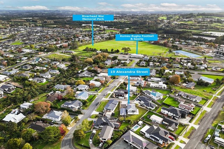 Photo of property in 19 Alexandra Street, Riverhead, 0820