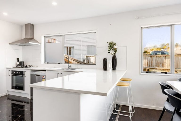 Photo of property in 7 Western View Court, Sunnyvale, Auckland, 0612