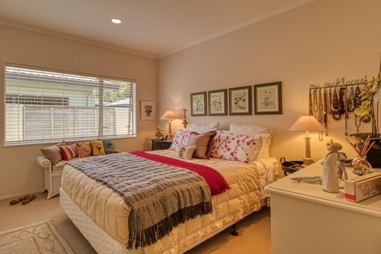 Photo of property in 17c Hetley Crescent, Taradale, Napier, 4112