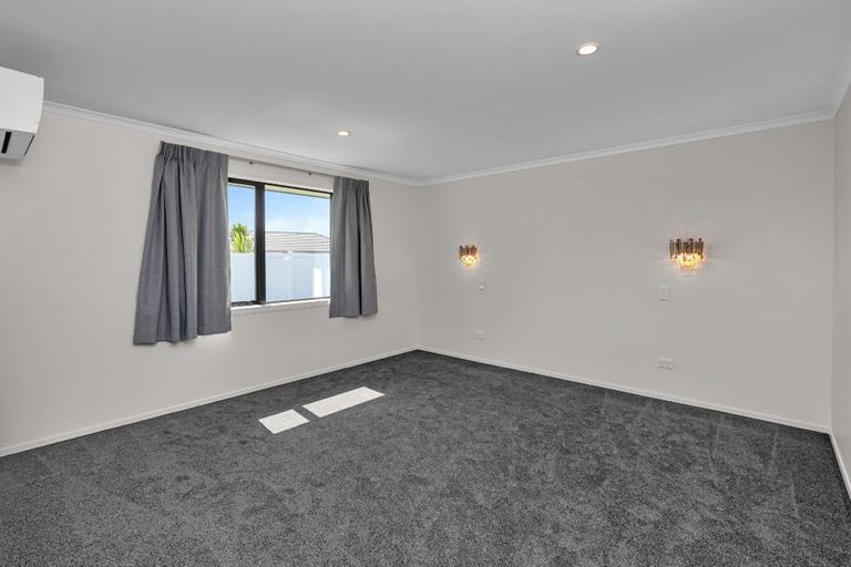 Photo of property in 10 Hauhou Lane, One Tree Point, Ruakaka, 0118