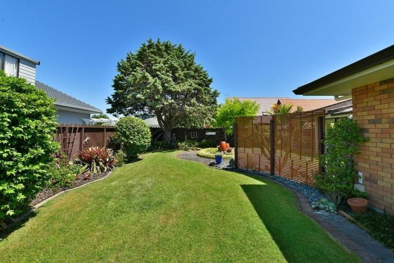 Photo of property in 59 Maygrove Drive, Orewa, 0931