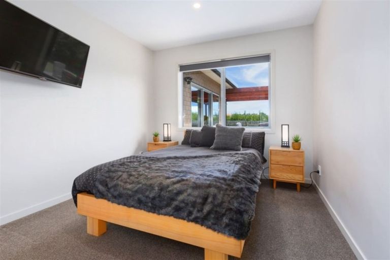 Photo of property in 23 Tasman Close, Aotea, Porirua, 5024