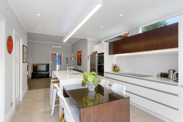 Photo of property in 132 Bristol Street, St Albans, Christchurch, 8014