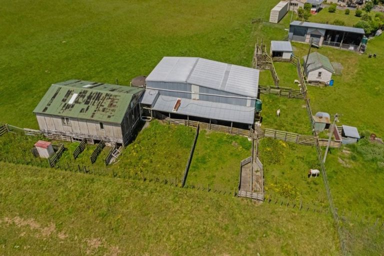 Photo of property in 604 State Highway 3, Bulls, 4894