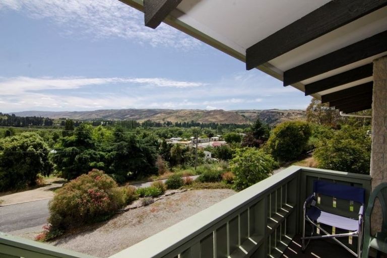 Photo of property in 5 Branxholm Street, Roxburgh, 9500