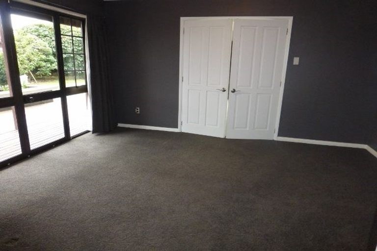 Photo of property in 9 Calverton Place, Halswell, Christchurch, 8025