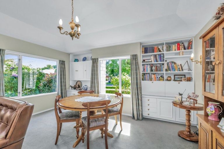 Photo of property in 30 Oakden Drive, Darfield, 7510