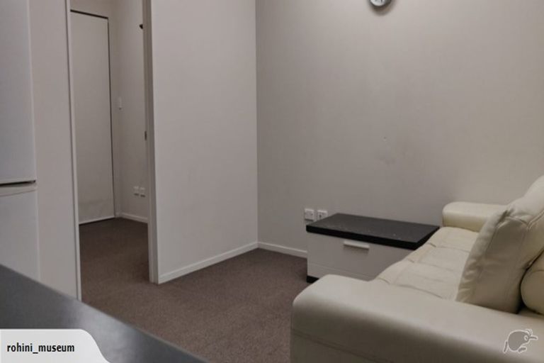 Photo of property in 5 Hazel Glen, Bayview, Auckland, 0629