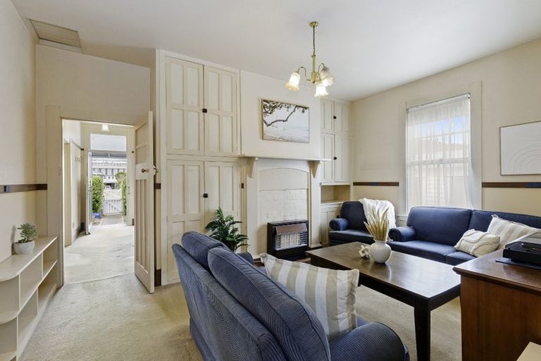 Photo of property in 52 York Street, Moera, Lower Hutt, 5010