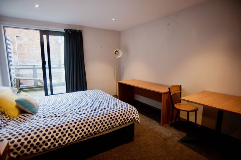 Photo of property in Dual Apartments, 108/142 Vivian Street, Te Aro, Wellington, 6011