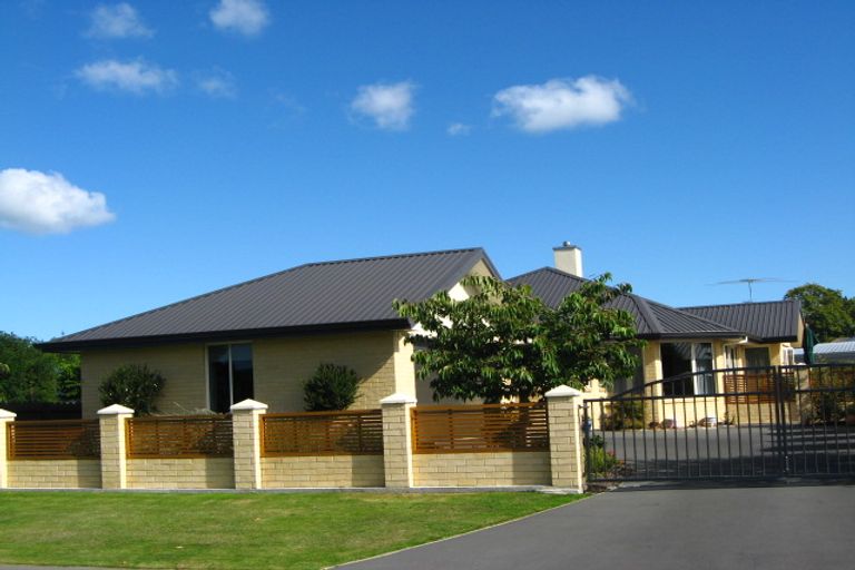 Photo of property in 9 Hagart-alexander Drive, Mosgiel, 9024