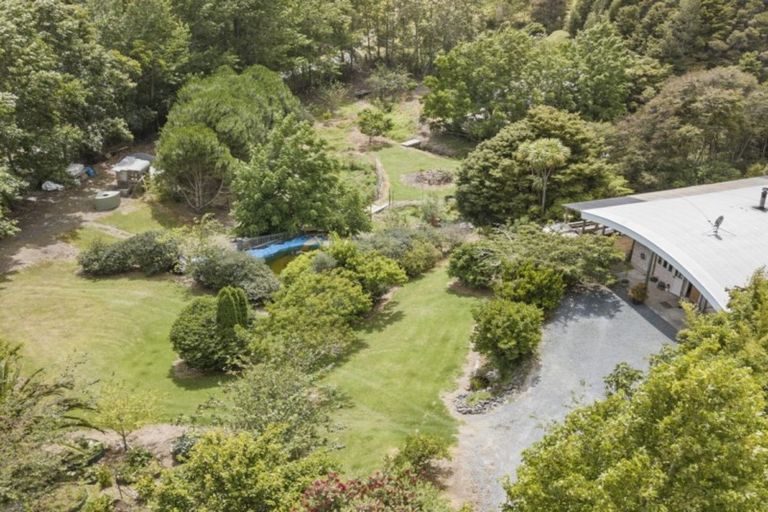 Photo of property in 950 Matakana Valley Road, Whangaripo, Wellsford, 0972