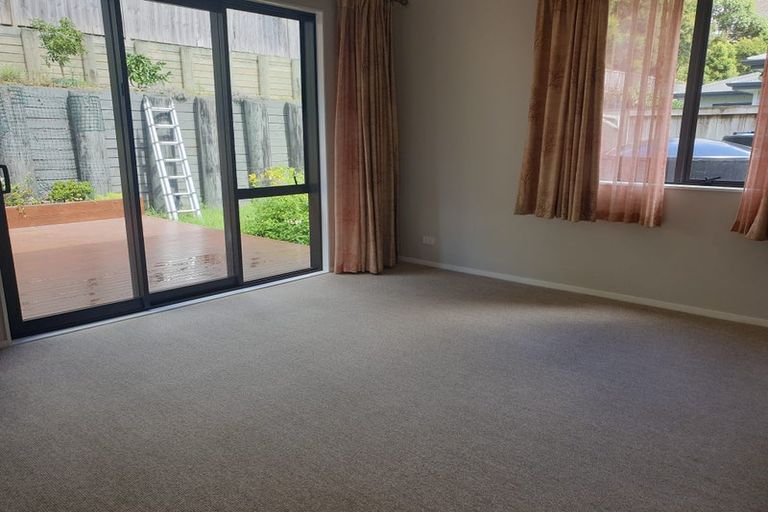 Photo of property in 47 Mackay Drive, Greenhithe, Auckland, 0632