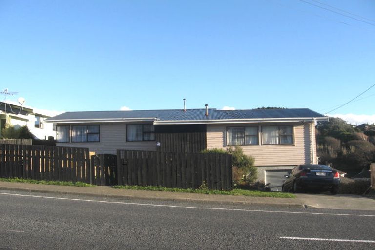 Photo of property in 72 Champion Street, Cannons Creek, Porirua, 5024