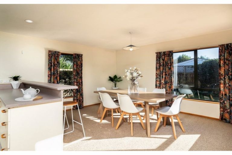 Photo of property in 2/39 Sparks Road, Hoon Hay, Christchurch, 8025