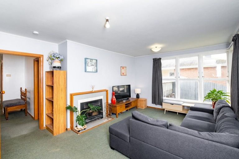 Photo of property in 17 Neal Crescent, Onekawa, Napier, 4110