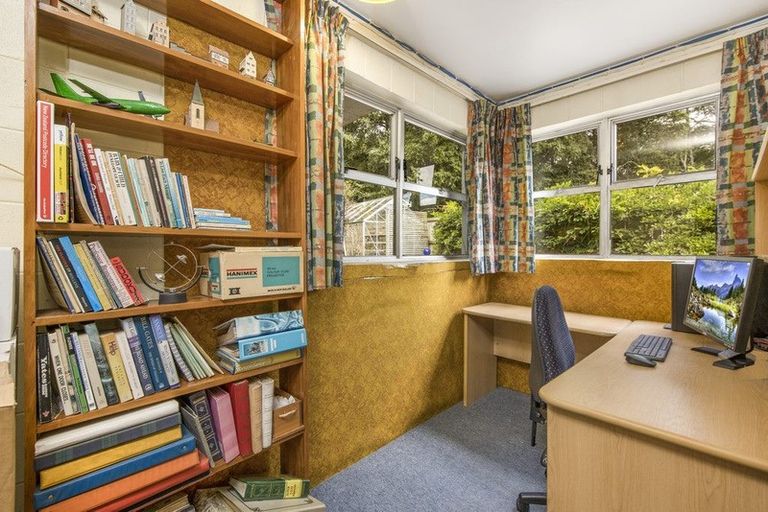 Photo of property in 43 Kelvyn Grove, Hillpark, Auckland, 2102