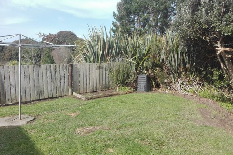 Photo of property in 68b Southsea Crescent, Silverdale, Hamilton, 3216