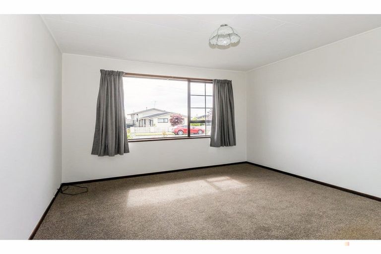 Photo of property in 2/124 Gleniti Road, Gleniti, Timaru, 7910