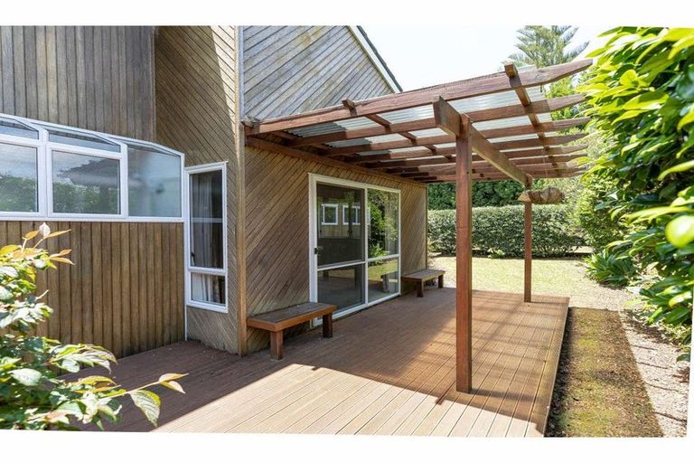 Photo of property in 1 James Kemp Place, Kerikeri, 0230