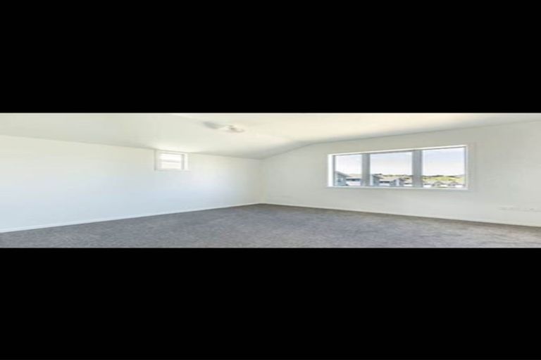 Photo of property in 7/6 John Jennings Drive, Oteha, Auckland, 0632