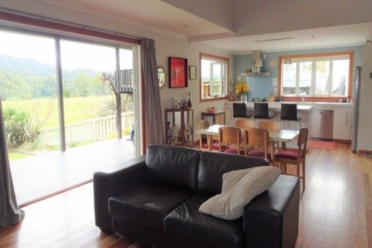 Photo of property in 14 Austin Road, Nelson Creek, Dobson, 7872