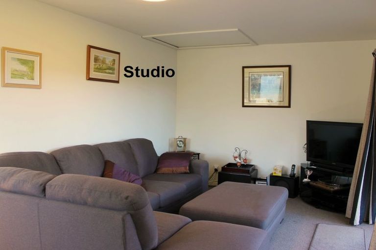 Photo of property in 96b Kent Street, Carterton, 5713