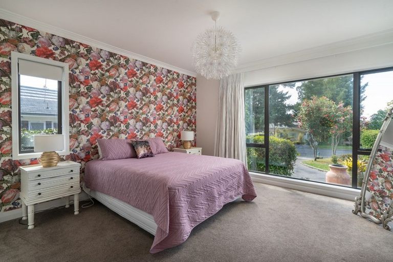 Photo of property in 25 Oregon Drive, Rainbow Point, Taupo, 3330