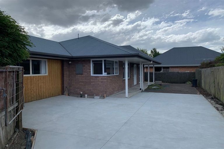 Photo of property in 1/49 Mcfaddens Road, St Albans, Christchurch, 8052