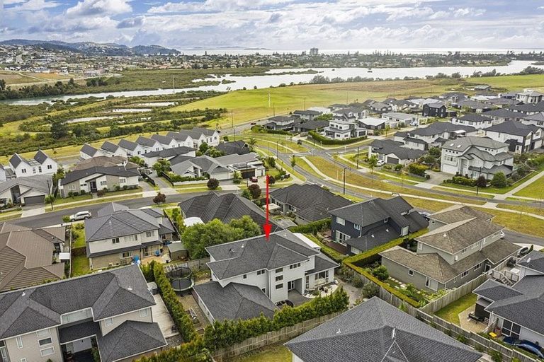 Photo of property in 15 Steamer Road, Silverdale, 0932