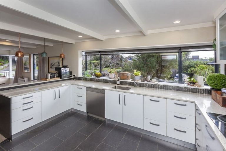 Photo of property in 300 Rosetta Road, Raumati Beach, Paraparaumu, 5032
