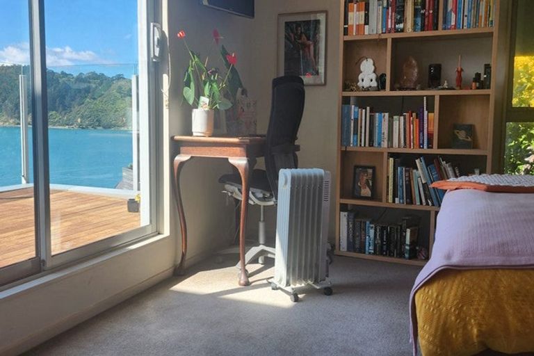 Photo of property in 218 Evans Bay Parade, Hataitai, Wellington, 6021