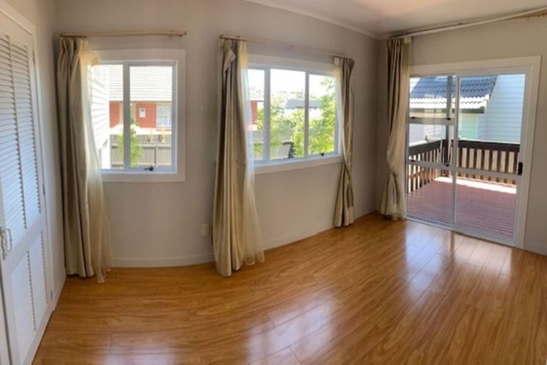 Photo of property in 139 Bucklands Beach Road, Bucklands Beach, Auckland, 2012